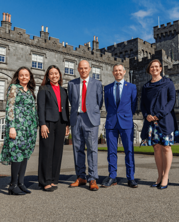 Photo with HEA staff from SEM RP Launch 600 746 c1