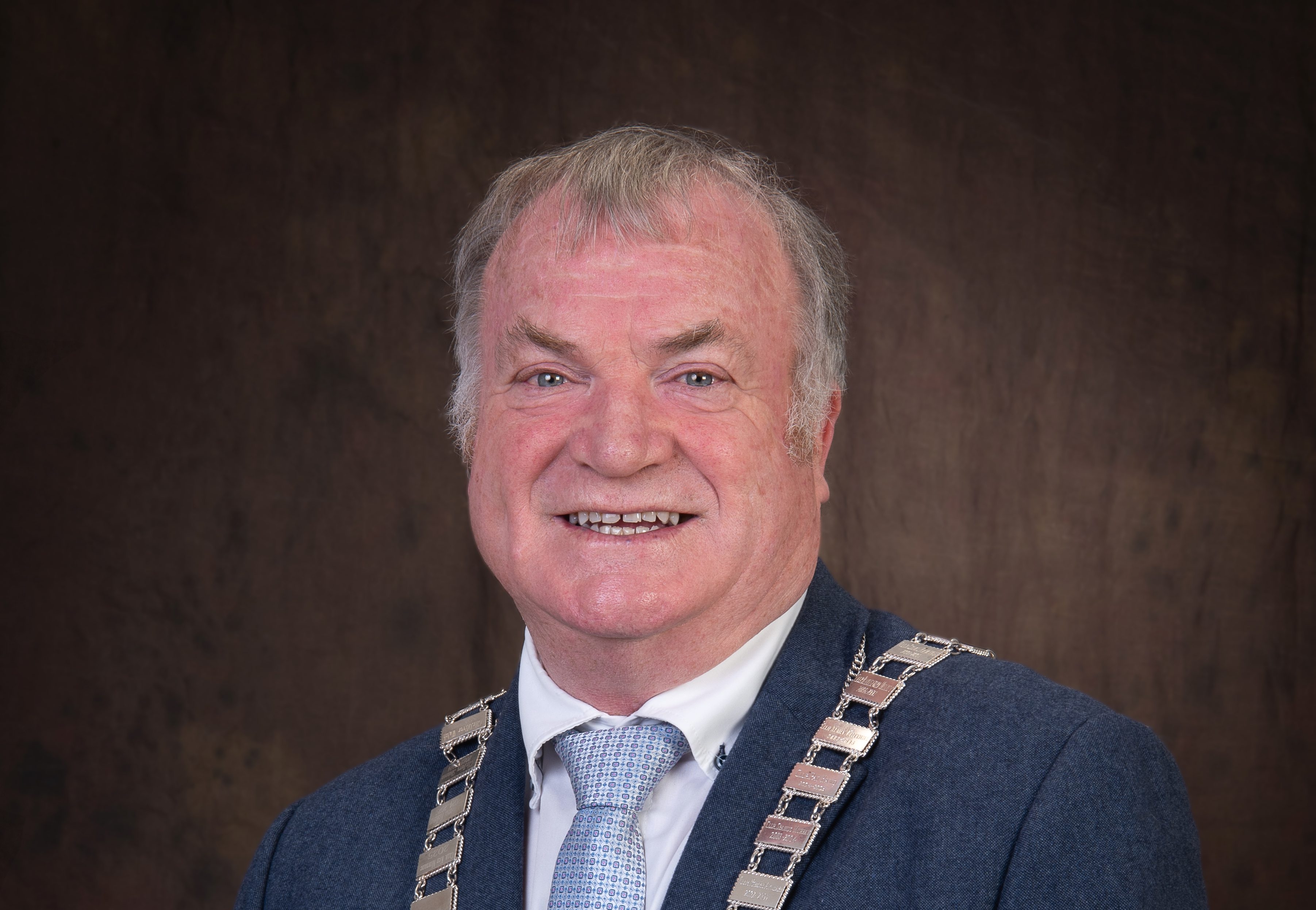 Headshot of Cllr Ken Murnane with Cathaoirleach Chain of Office