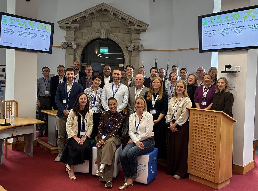 Assembly Chamber Group Photo